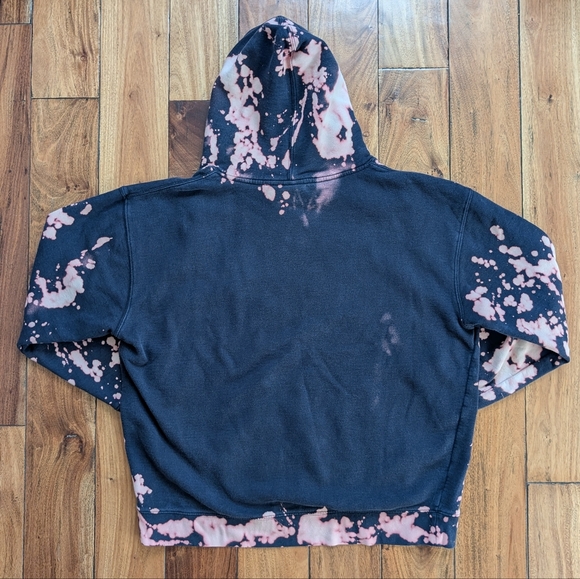 🚨 Cleveland Cavs Bleached Hoodie (2X) - Picture 2 of 7